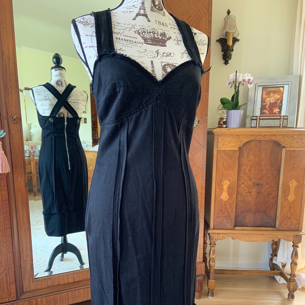 Raw Earth Wild Sky Black Fitted Dress